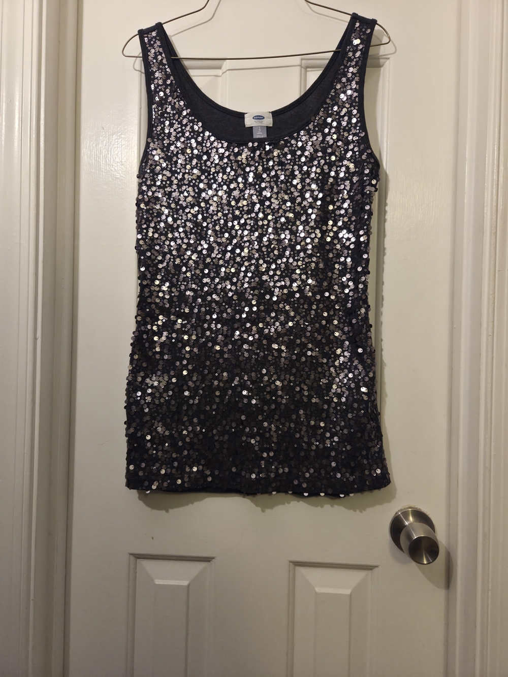 Old Navy Women's Charcoal Sequin Sleeveless Tank Top Sparkle Camisole.  Size L. - Picture 4 of 12